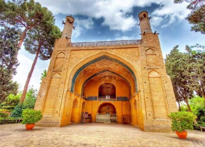 منارجنبان