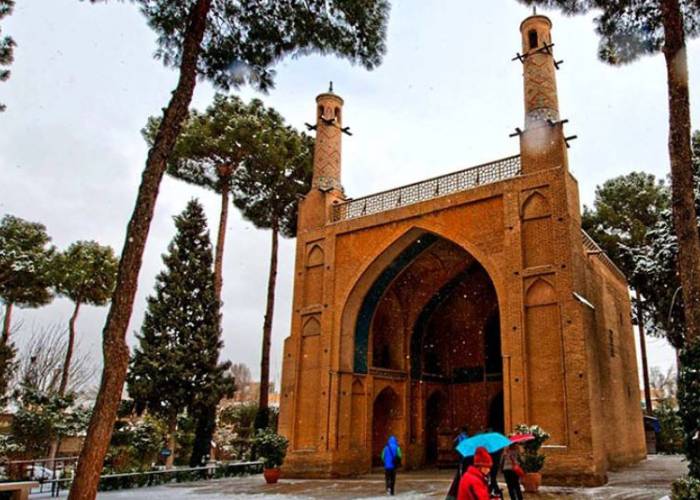 ساختمان منارجنبان