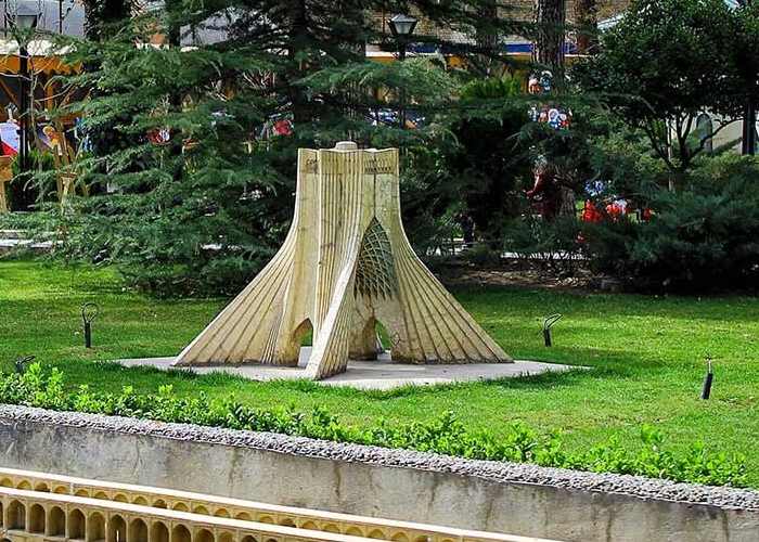 ماکت برج آزادی