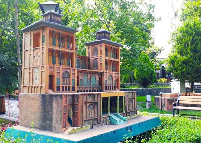 ماکت عالی قاپو