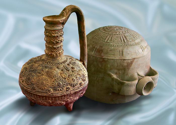 آثار سفالی و فلزی عهد باستان