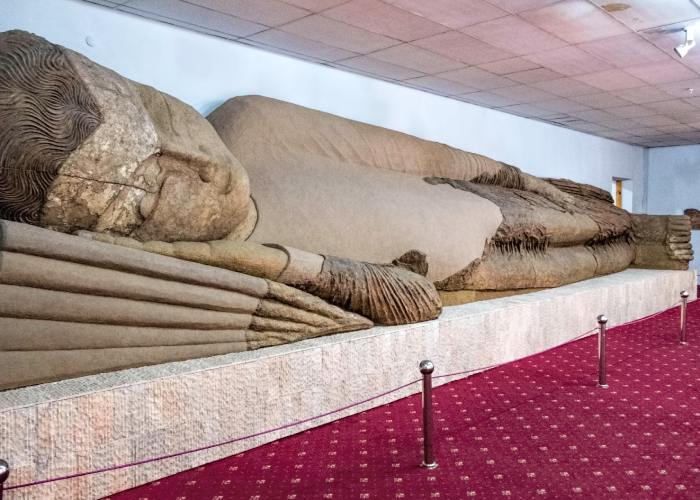 مجسمه بودای ختلان
